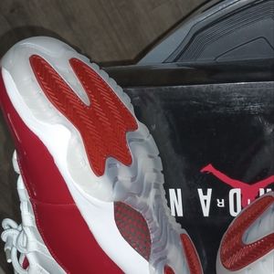 Men's air Jordan 11 cherry
